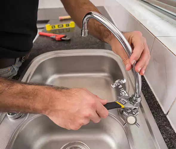Local Experts for Faucet Repair in Arlington Heights, IL:Schedule Affordable Faucet Repair Services with Us
