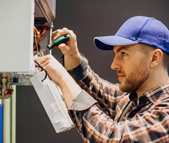 Expert Plumber for Tankless Water Heater Maintenance in Arlington Heights, IL: Schedule Professional Maintenance Services with Us