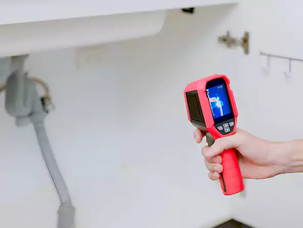 Why Choose Ernie's Plumbers for Slab Leak Detection in Arlington Heights, IL?