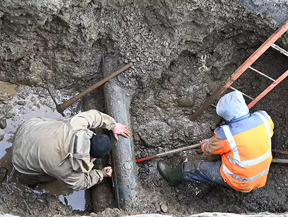 Why Choose Ernie's Plumbers for Underground Pipe Repair in Arlington Heights?